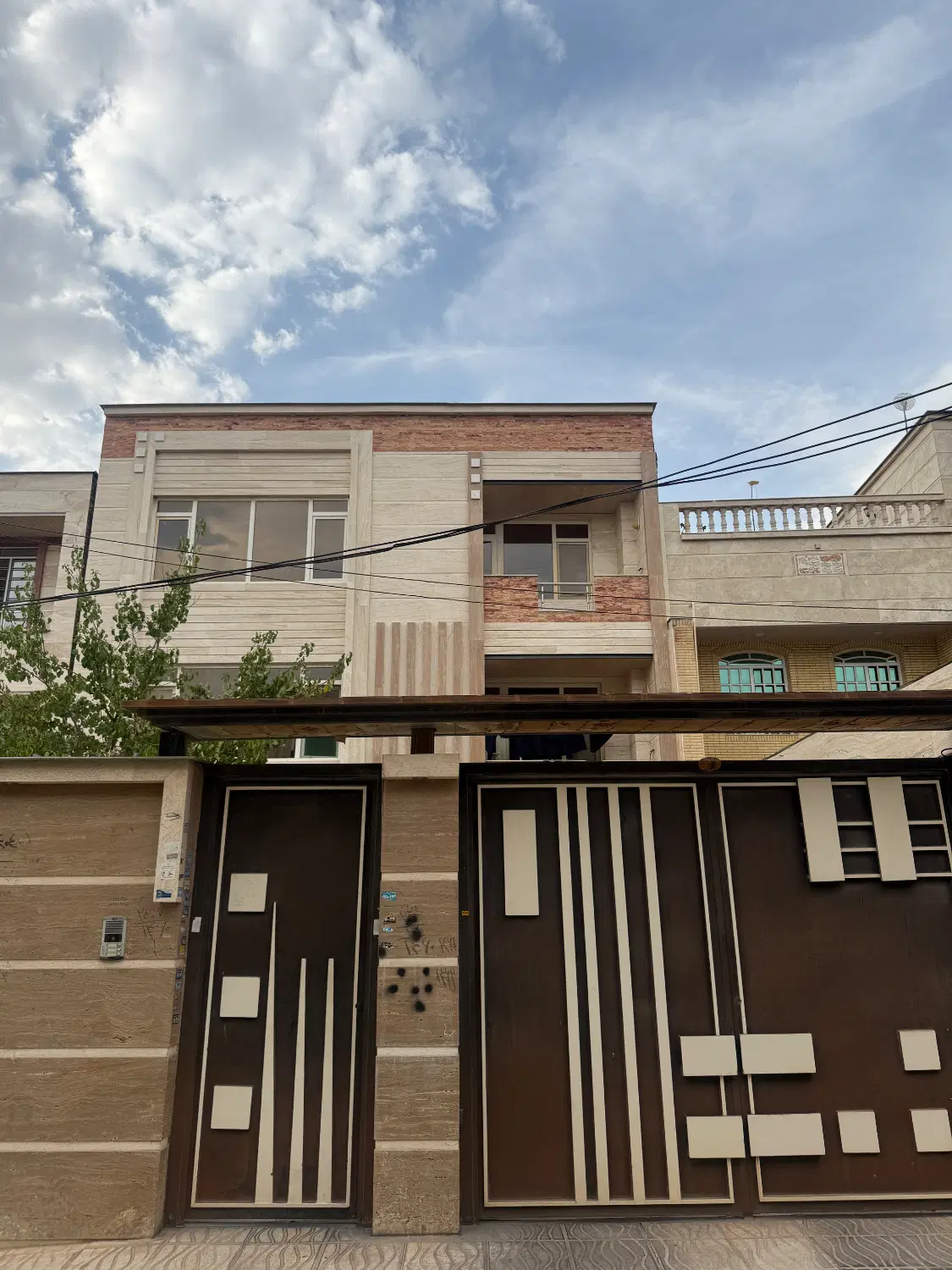 فروش واحد مسکونی صدرا فاز ۱