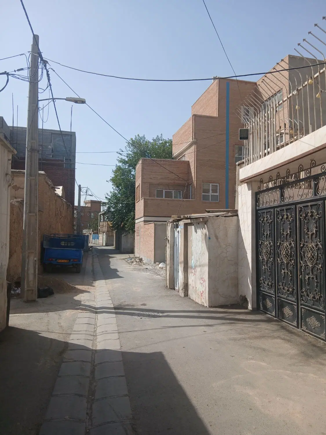 فروش ملک کلنگی با مجوز ساخت ۵طبقه