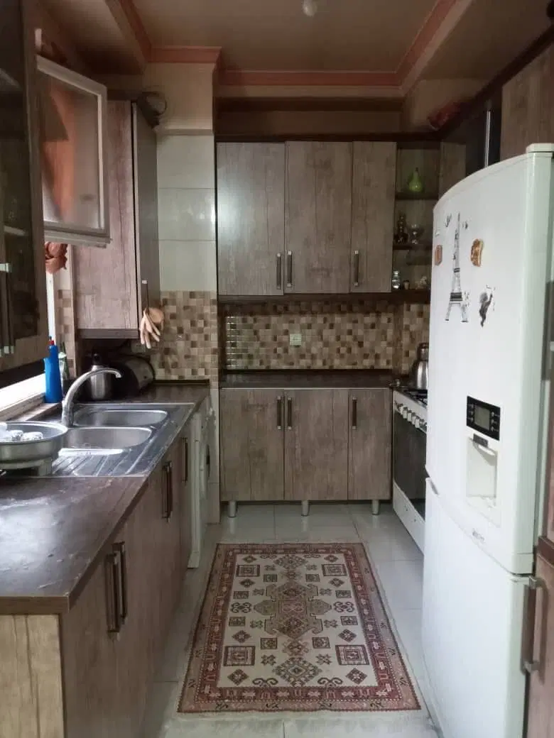 ۵۴ متر با پارکینگ و انباری