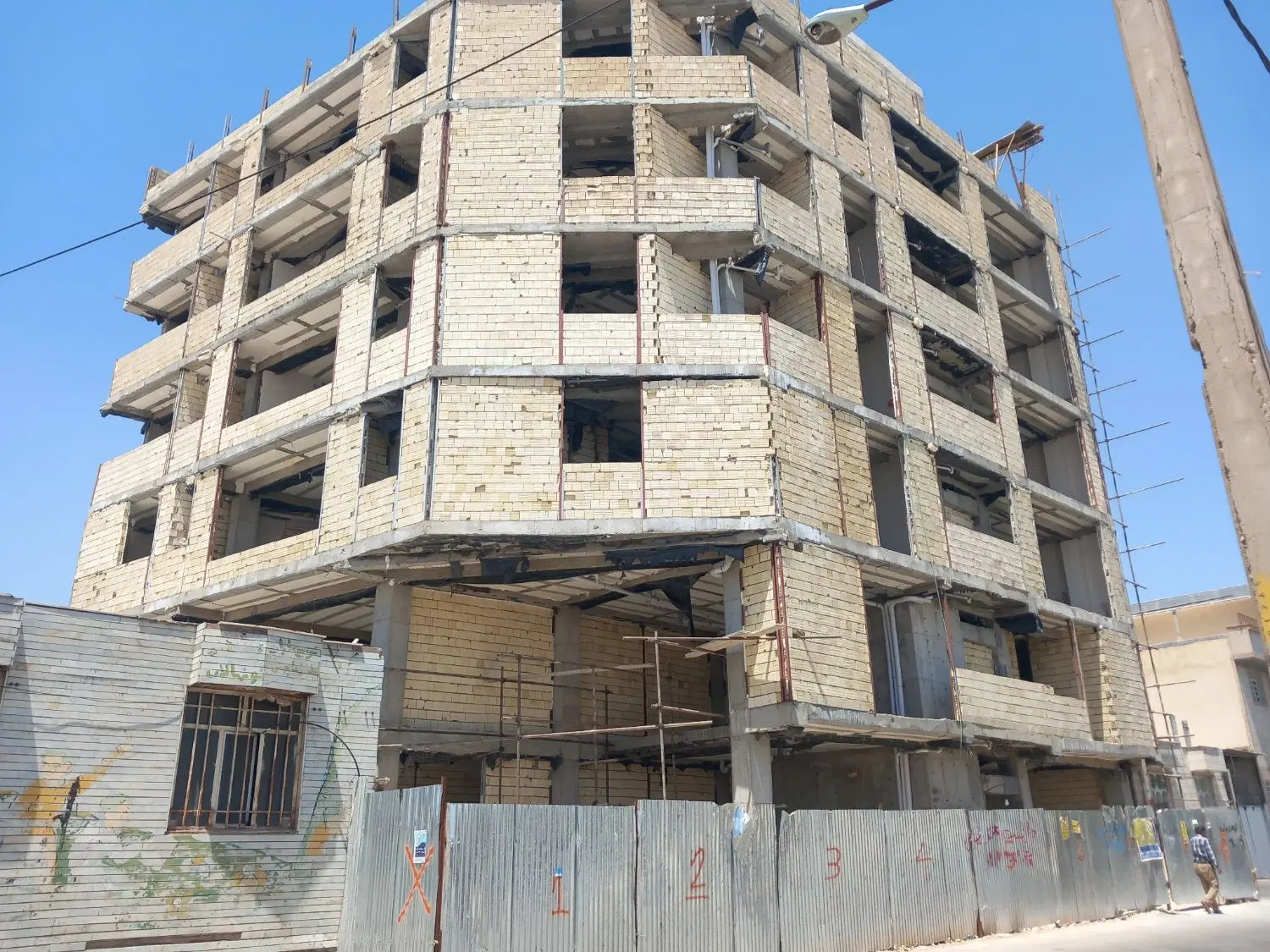 آپارتمان دوخوابه خیابان قائم