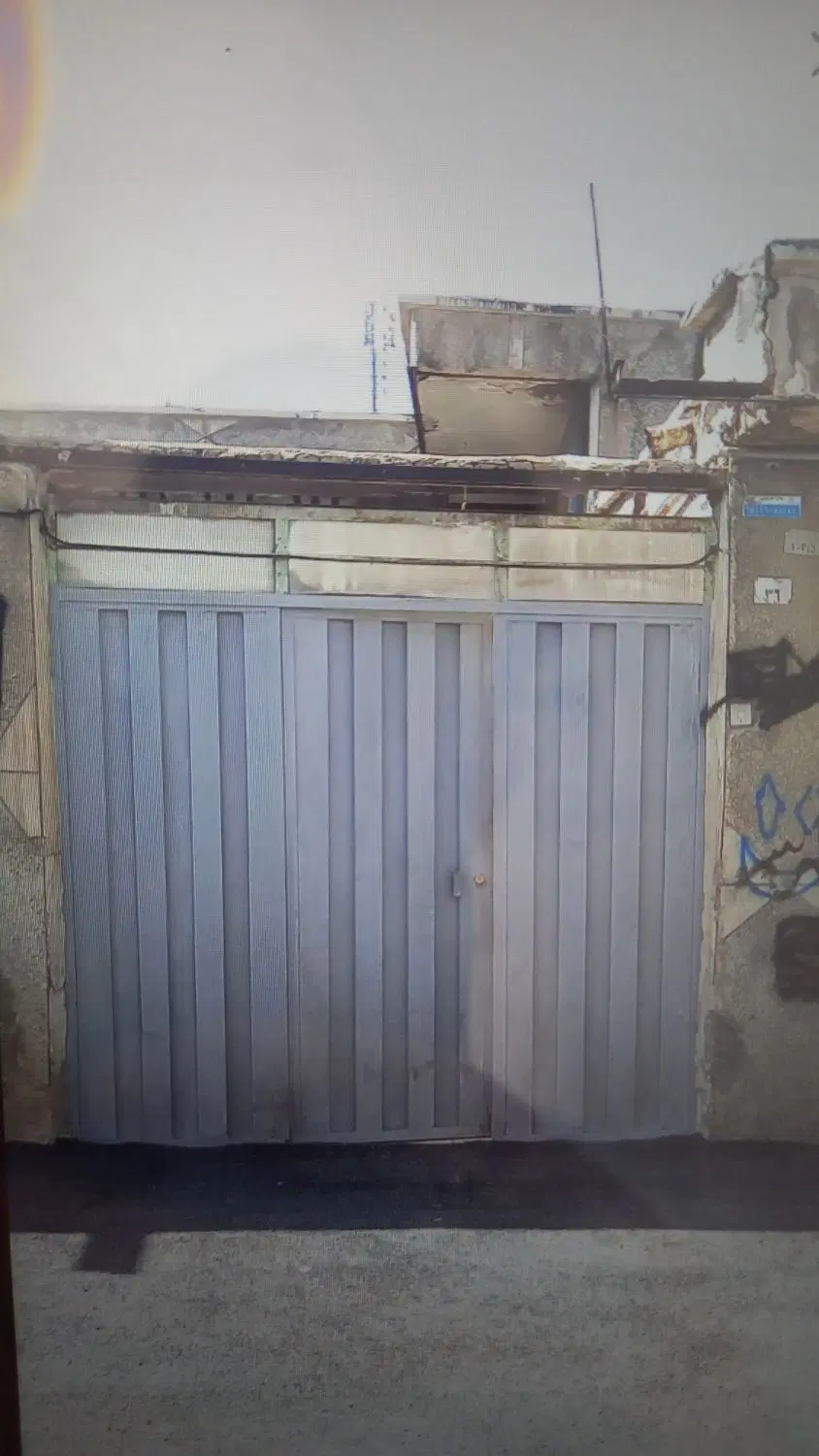 خونه ماشین رو۱۵۰متری اسد آبادی