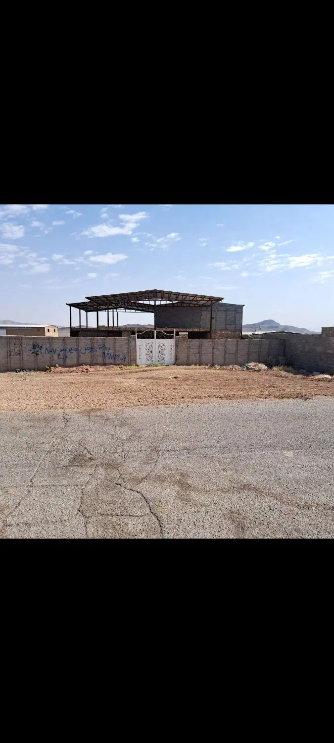 خانه ویلایی نیمه کاره دوبلکس