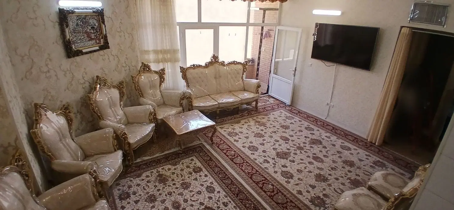 آپارتمان 90متر ۲خواب سندتک‌برگ