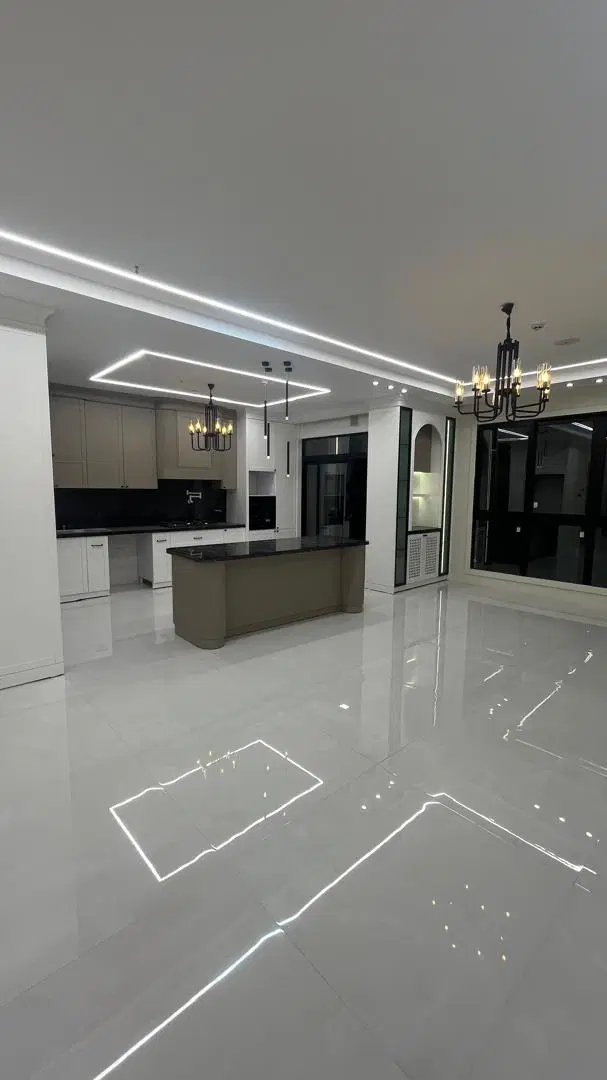 اپارتمان نوساز دونبش چسبیده به معلم
