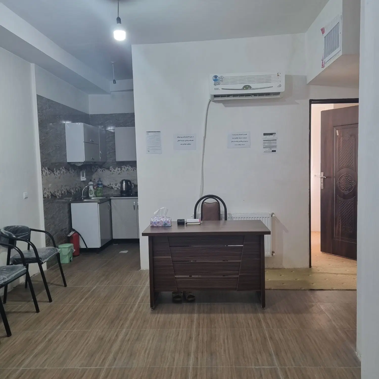 پنجاه متری اداری تجاری
