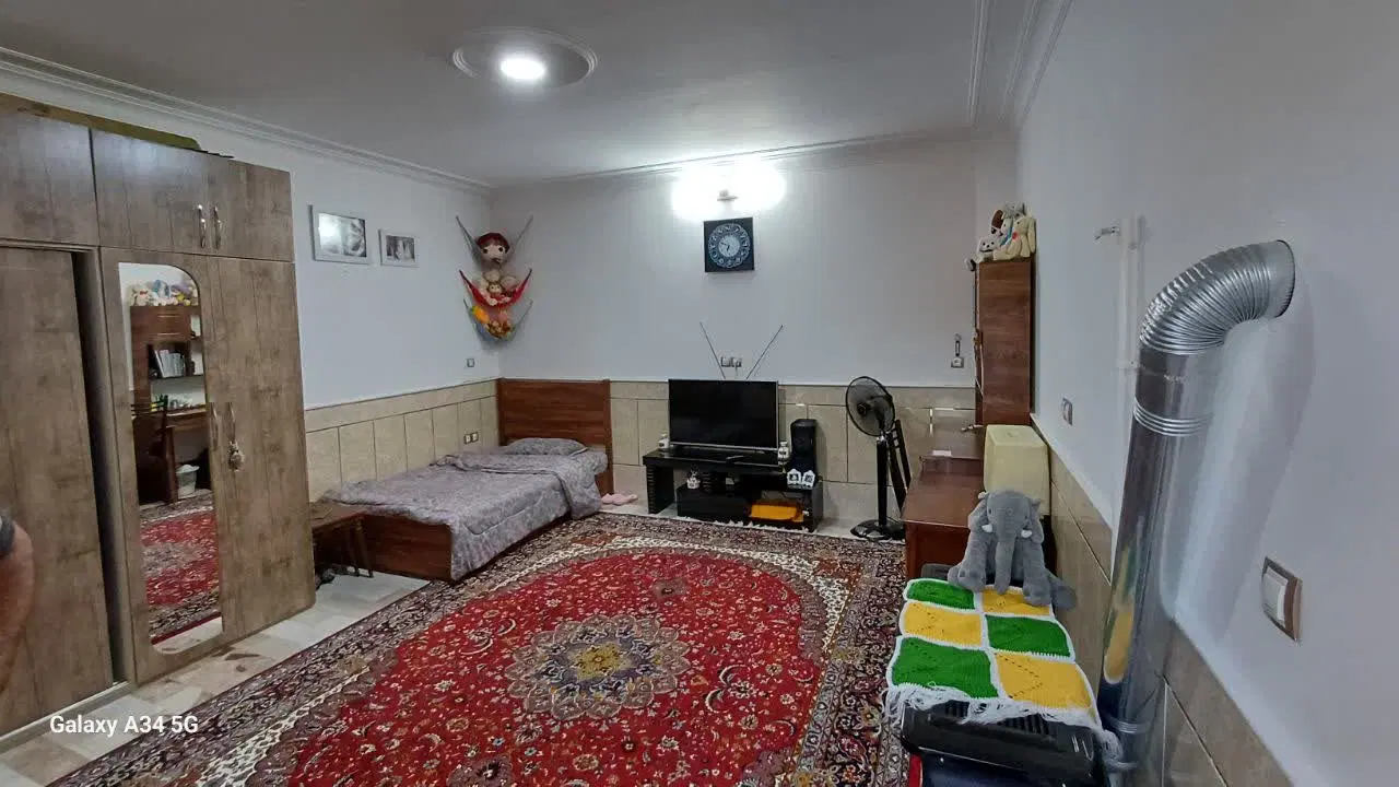 ویلایی_ سه طبقه _ ششدانگ_ مدرس