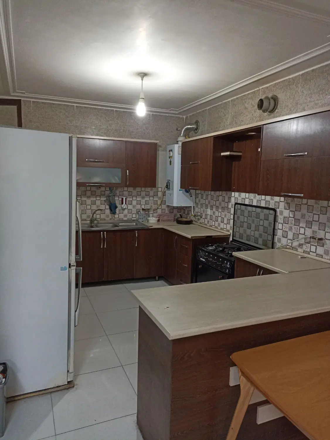 120متر2خواب همکف پارکینگ دار کوی نصر