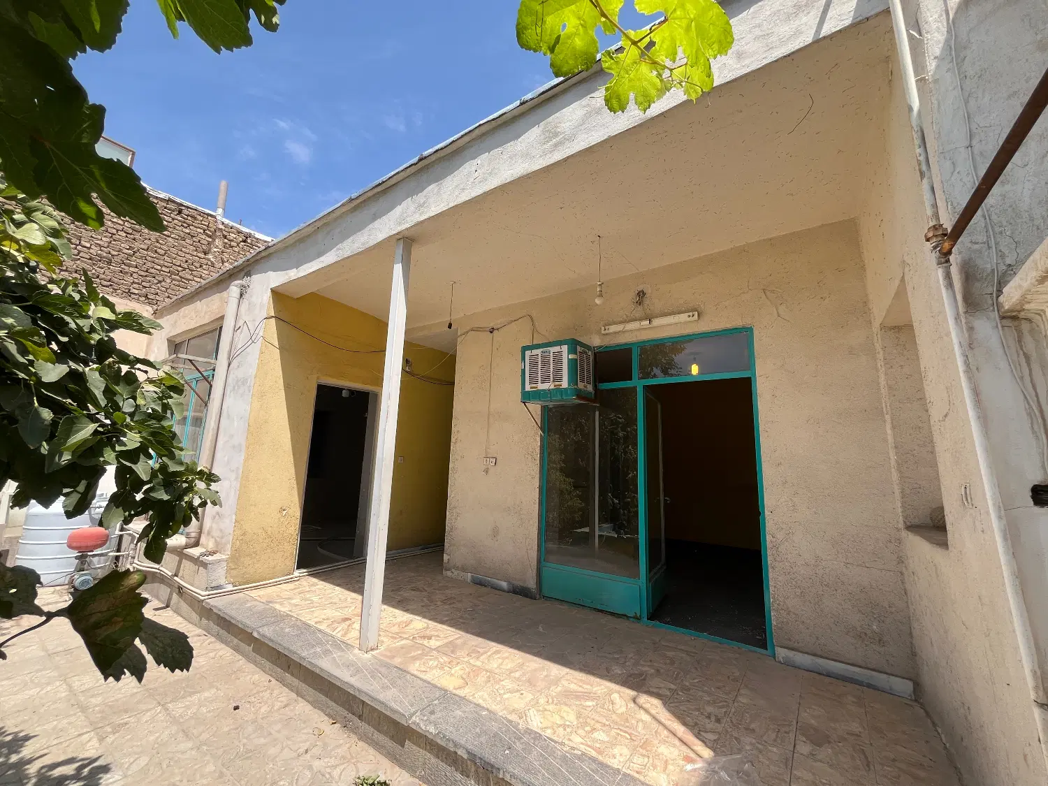 پلاک ویلایی، شیخ صدوق شمالی