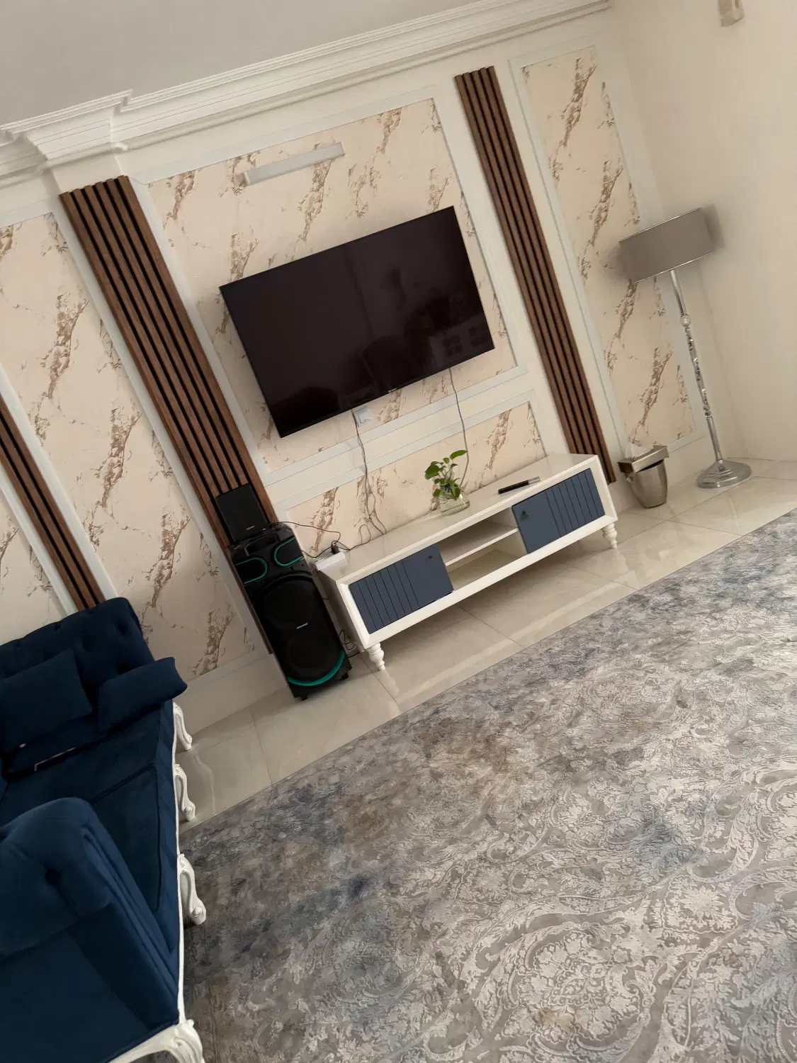 آپارتمان ۷۳ متری اول اندیشه