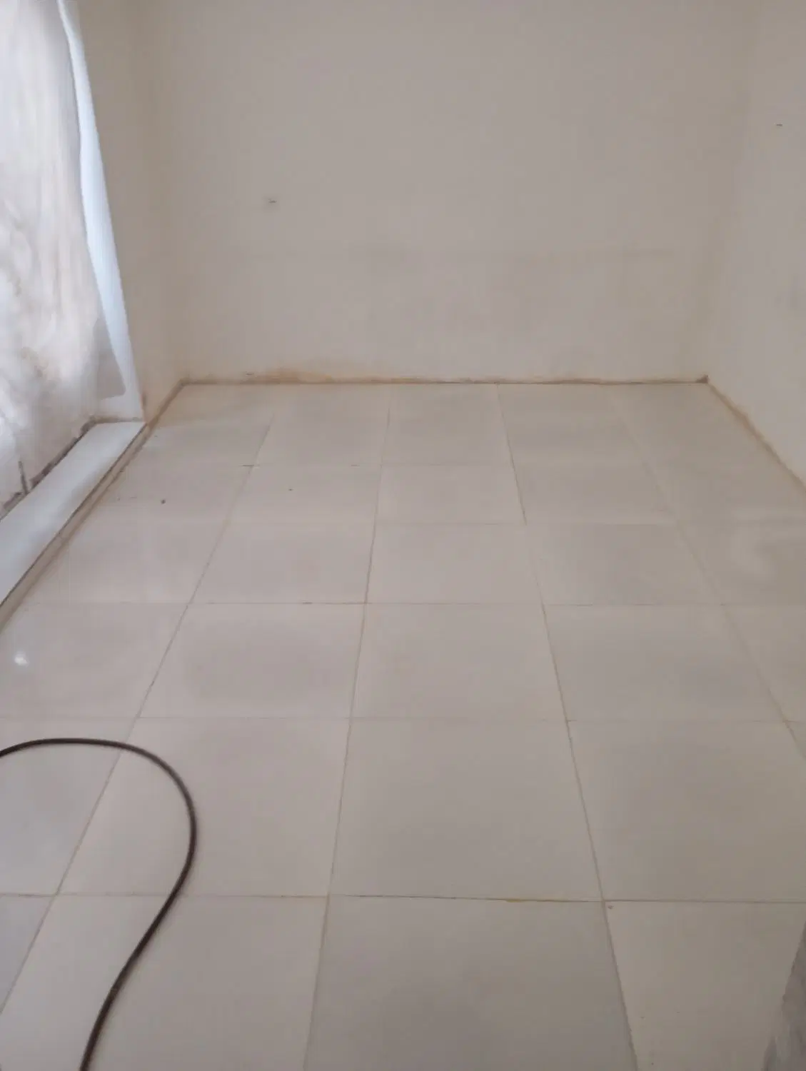 مغازه واصه انباری یا غیره