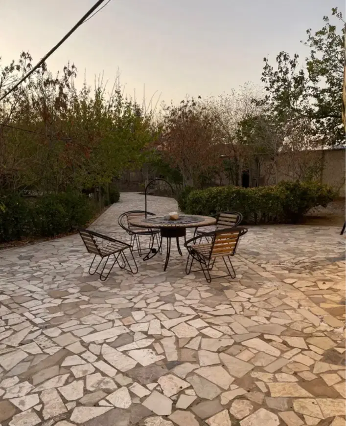 زمین الهیه جنوبی