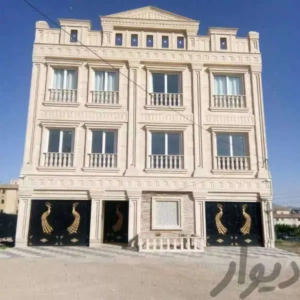 رهن و اجاره واحد ۲۶۵ متری دوبلکس فاز ۴حیاط اختصاصی