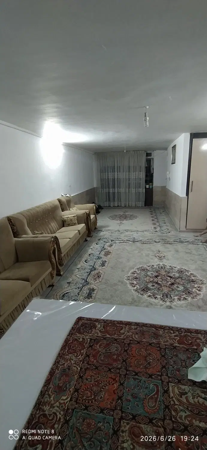 منزل ویلایی ۱۰۰متر در طبرسی جنوبی۶۳ دوطبقه