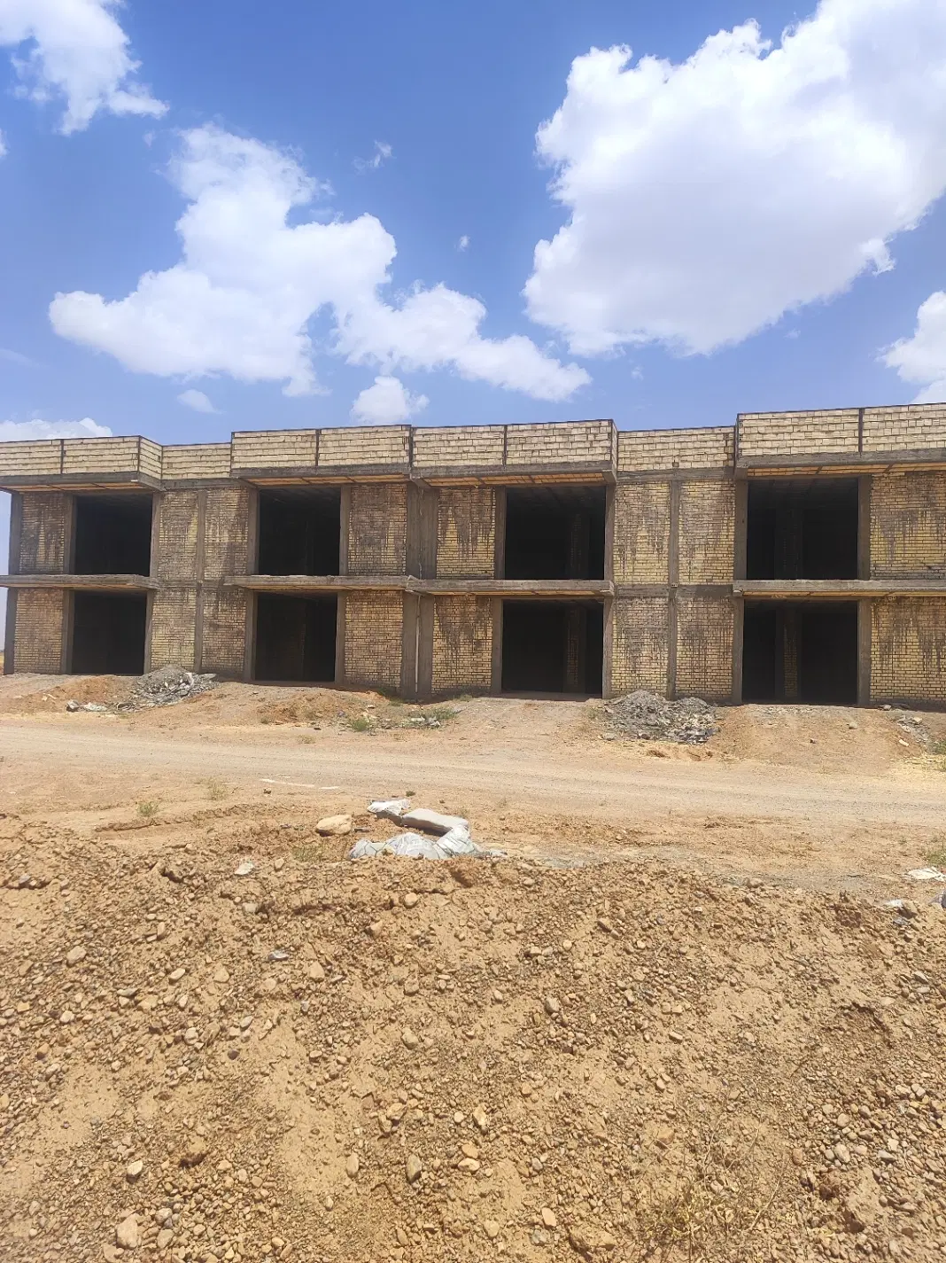 فروش مسکن ملی جنب دانشگاه آزاد