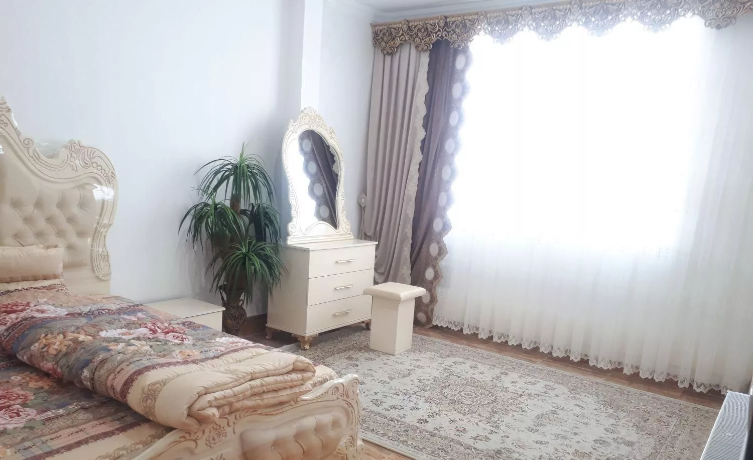 سوییت دربست مجهز به کولر گازی دو خواب
