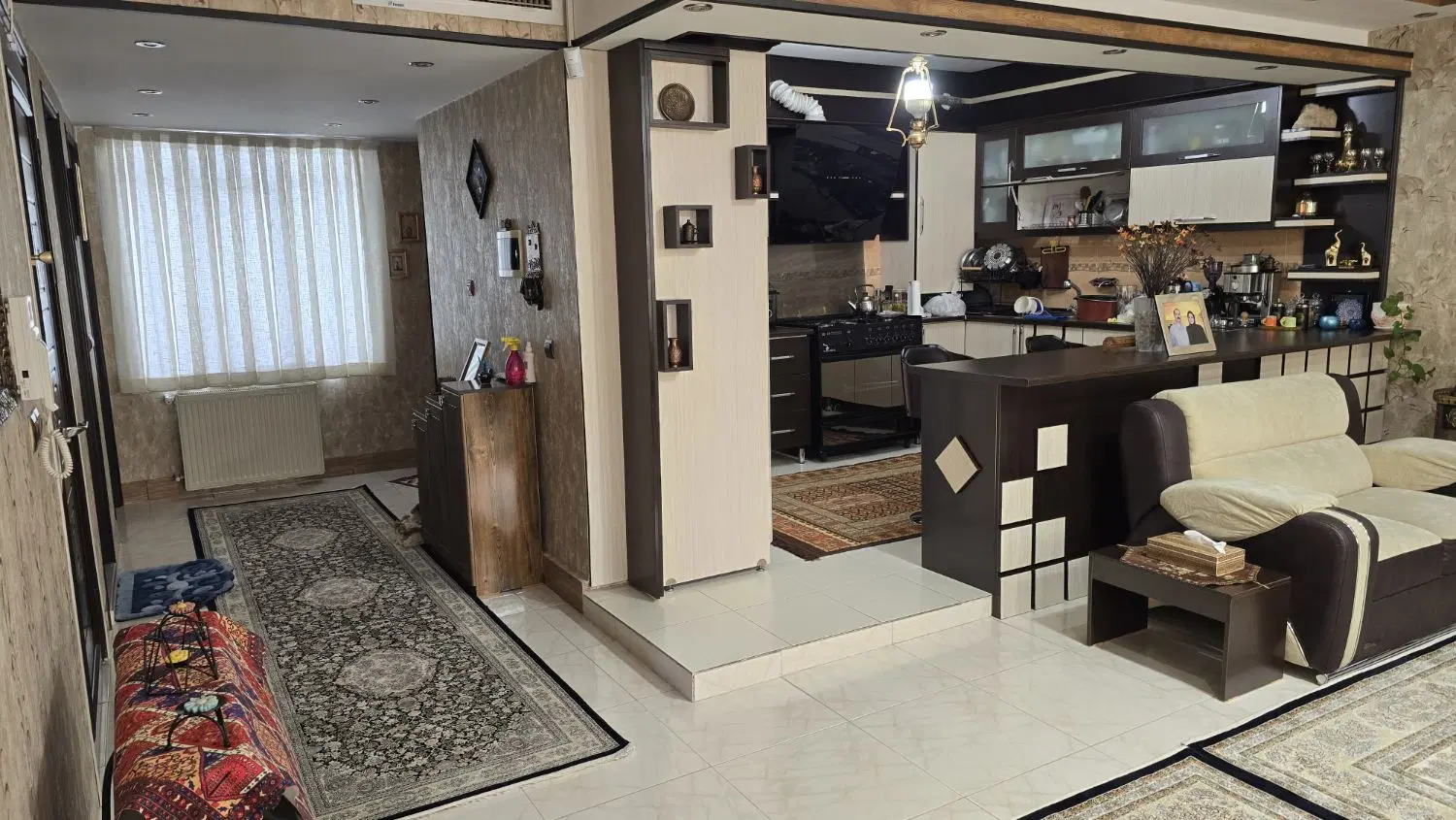 آپارتمان سه خوابه ۱۴۴ متری تمیز