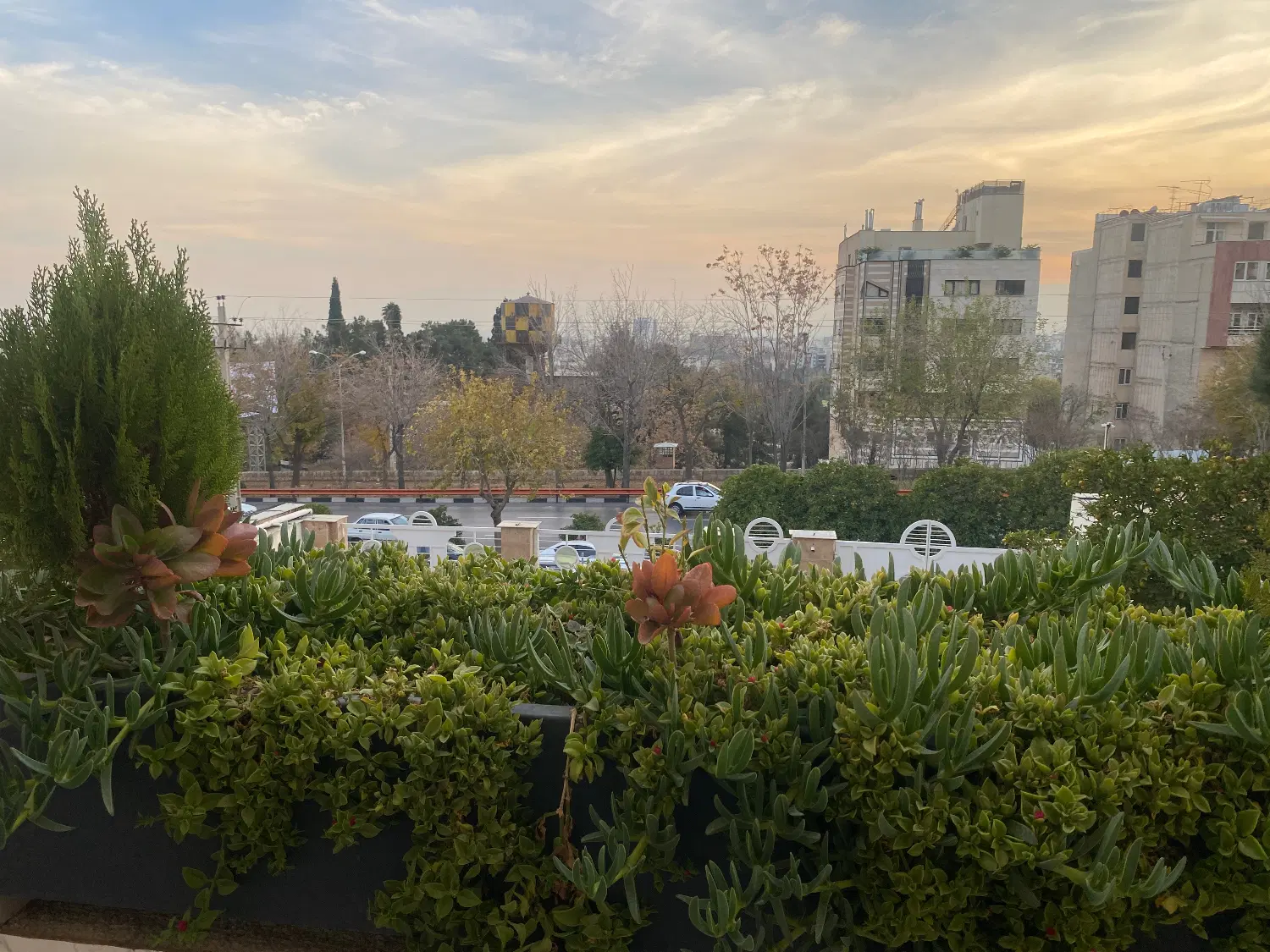 آپارتمان 2خواب 155متر برروی بلوار جمهوری