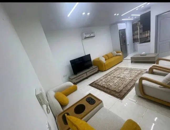 هم خانه همخونه