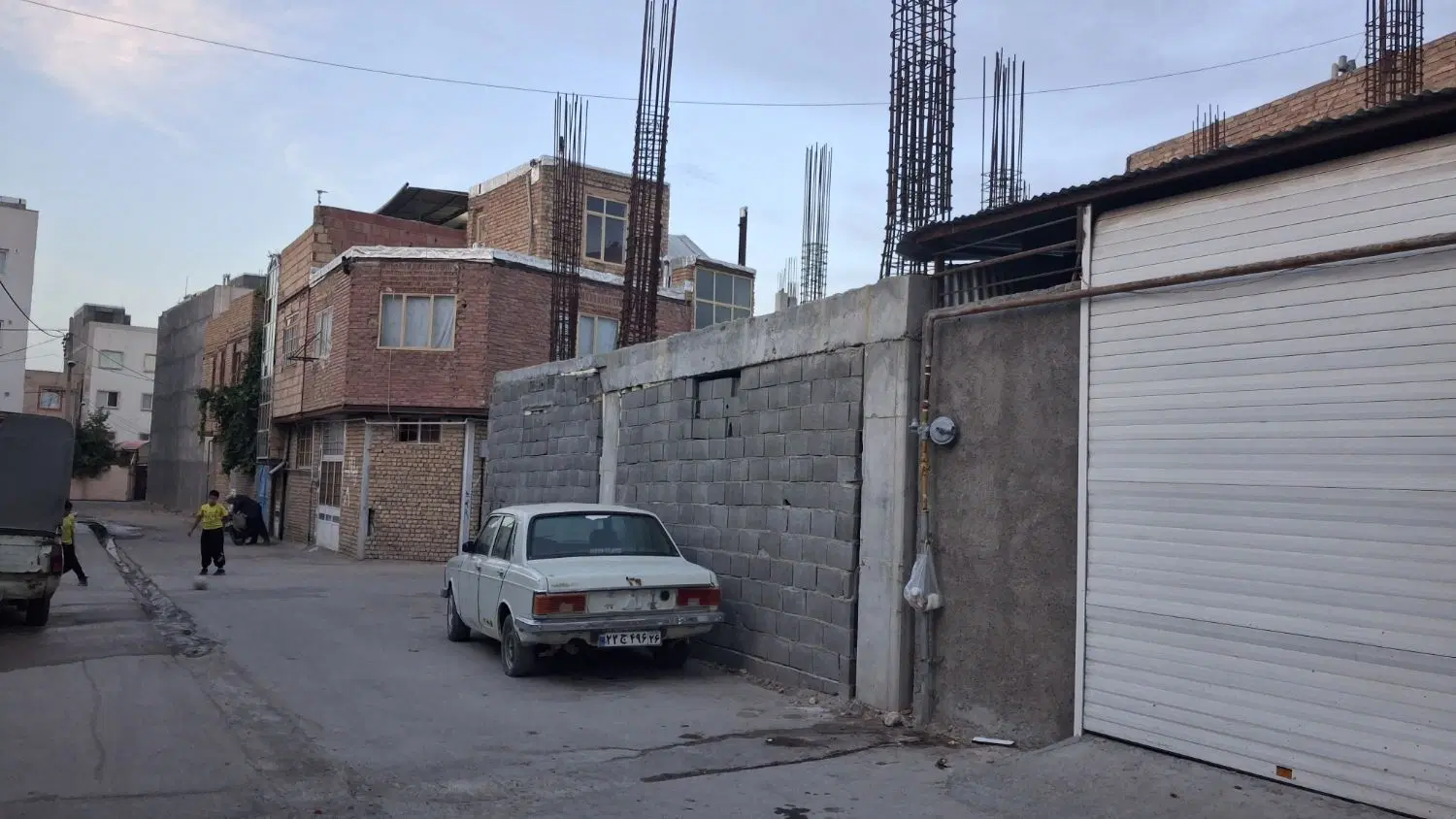 فروش ۱۳۰ متر زمین