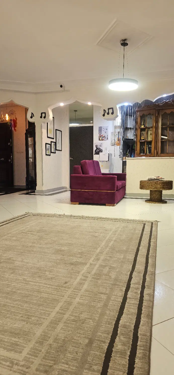 اجاره اتاق در مجموعه اموزشی موسیقی و هنری