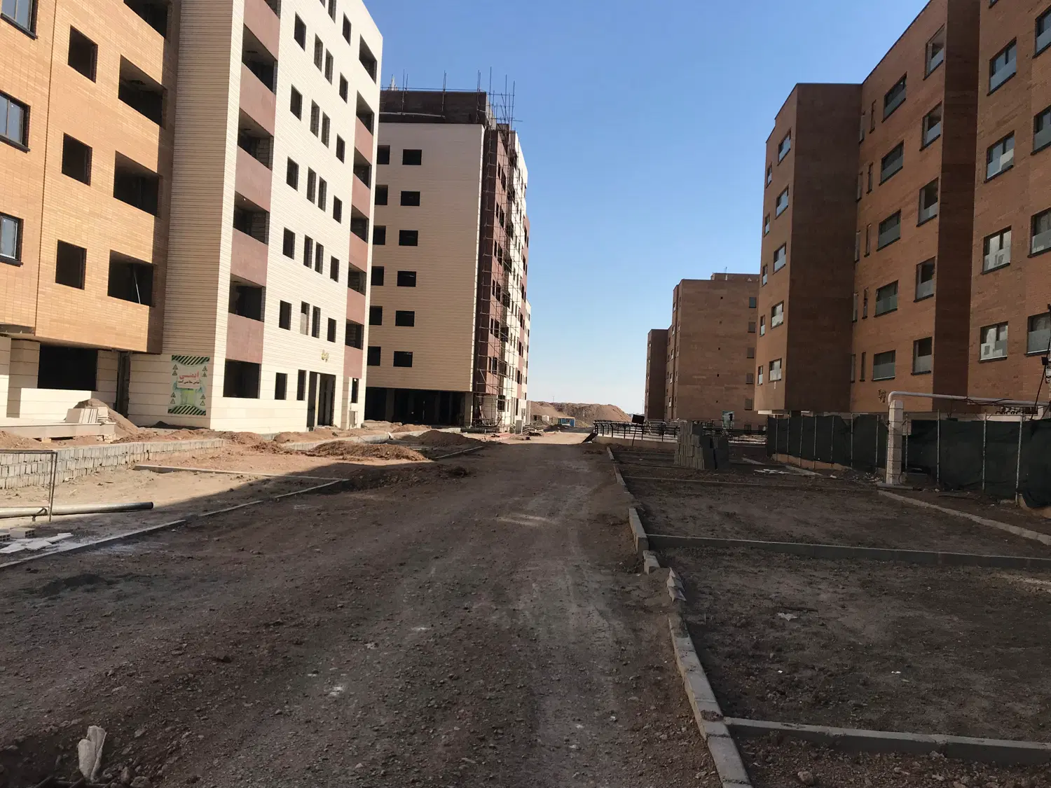 اجاره دفتر کار‌ ۷۰متری_یک اتاق (صمدیه لباف)