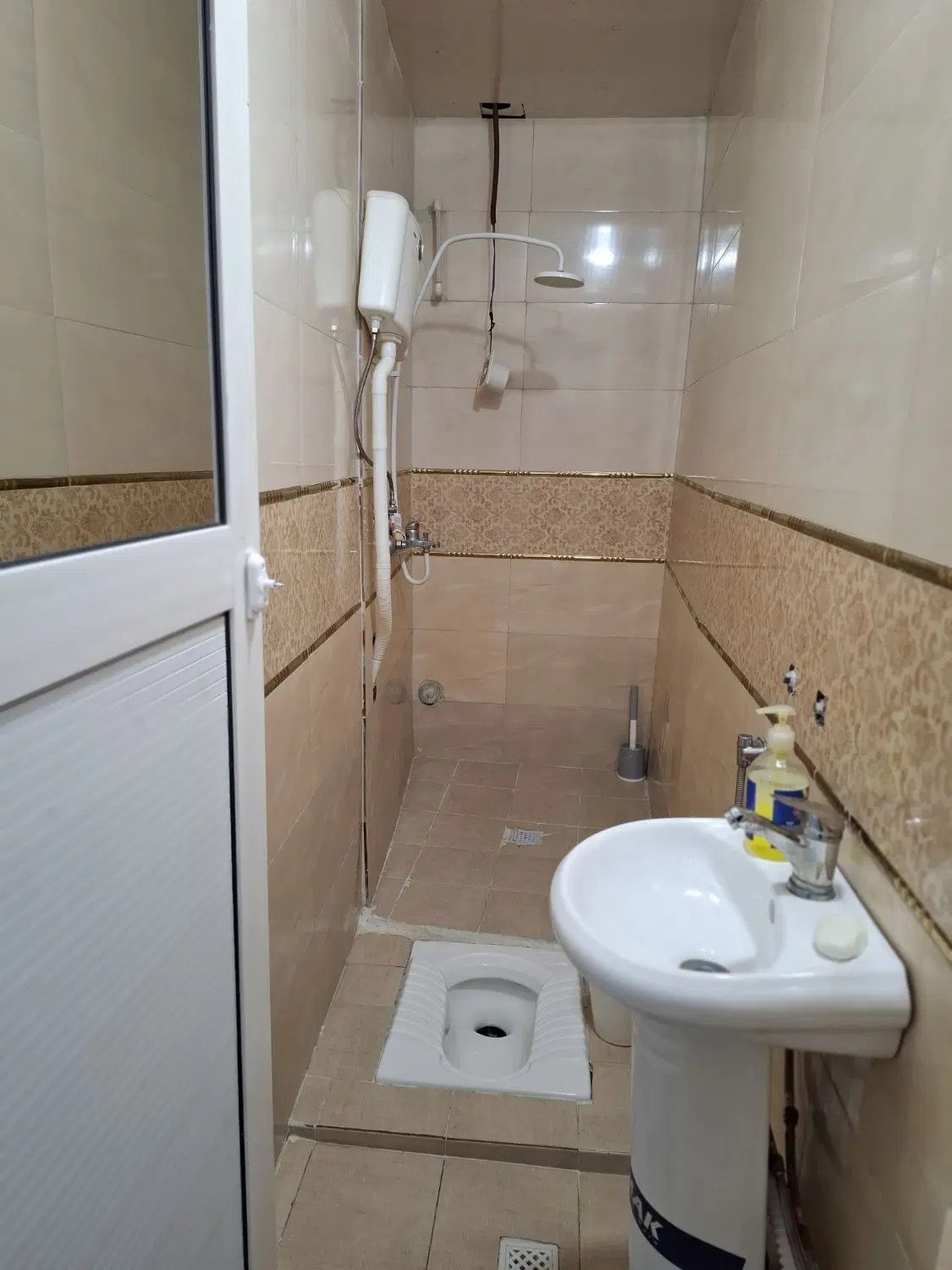 سوئیت نقلی نزدیک تاناکورا