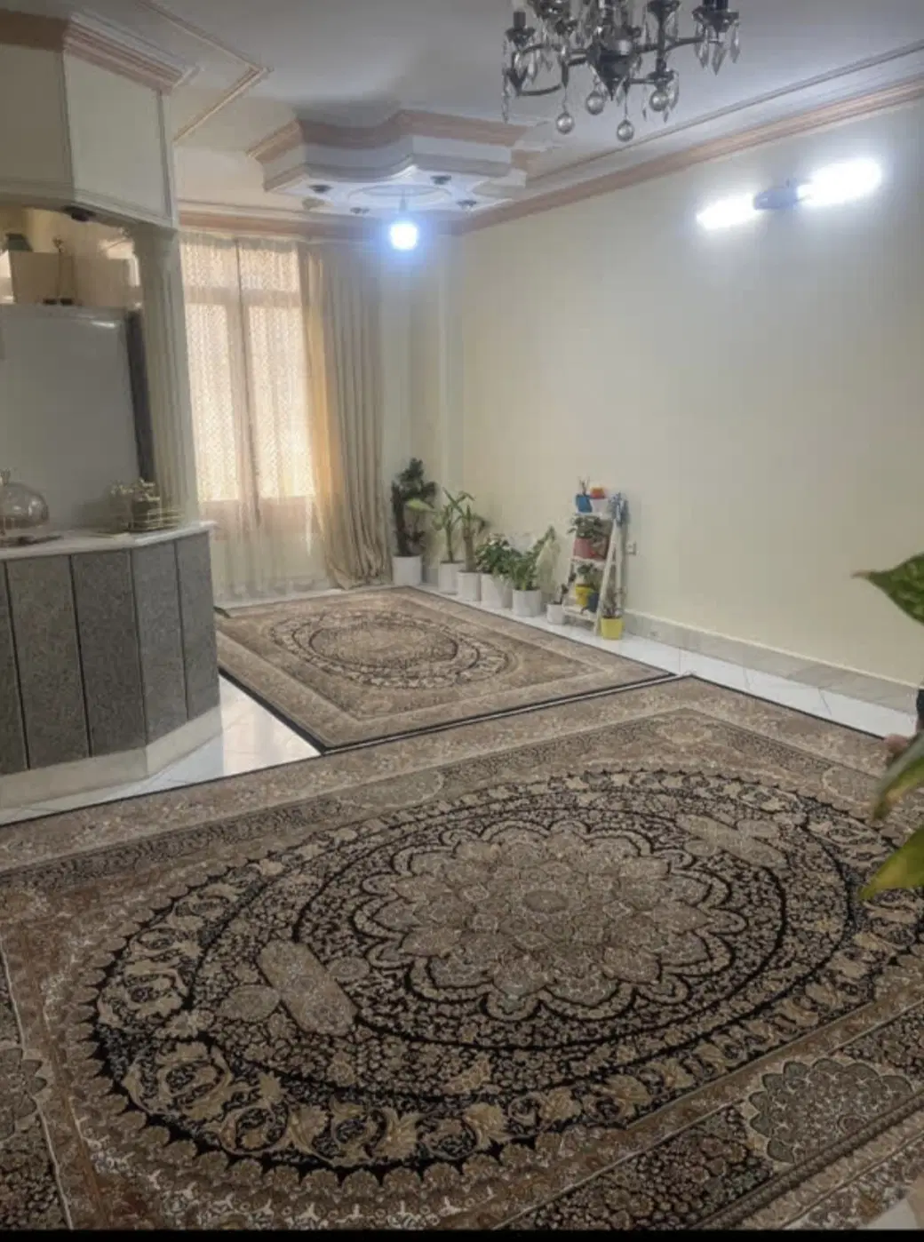 آپارتمان 78 متری دو خواب ، نازی آباد
