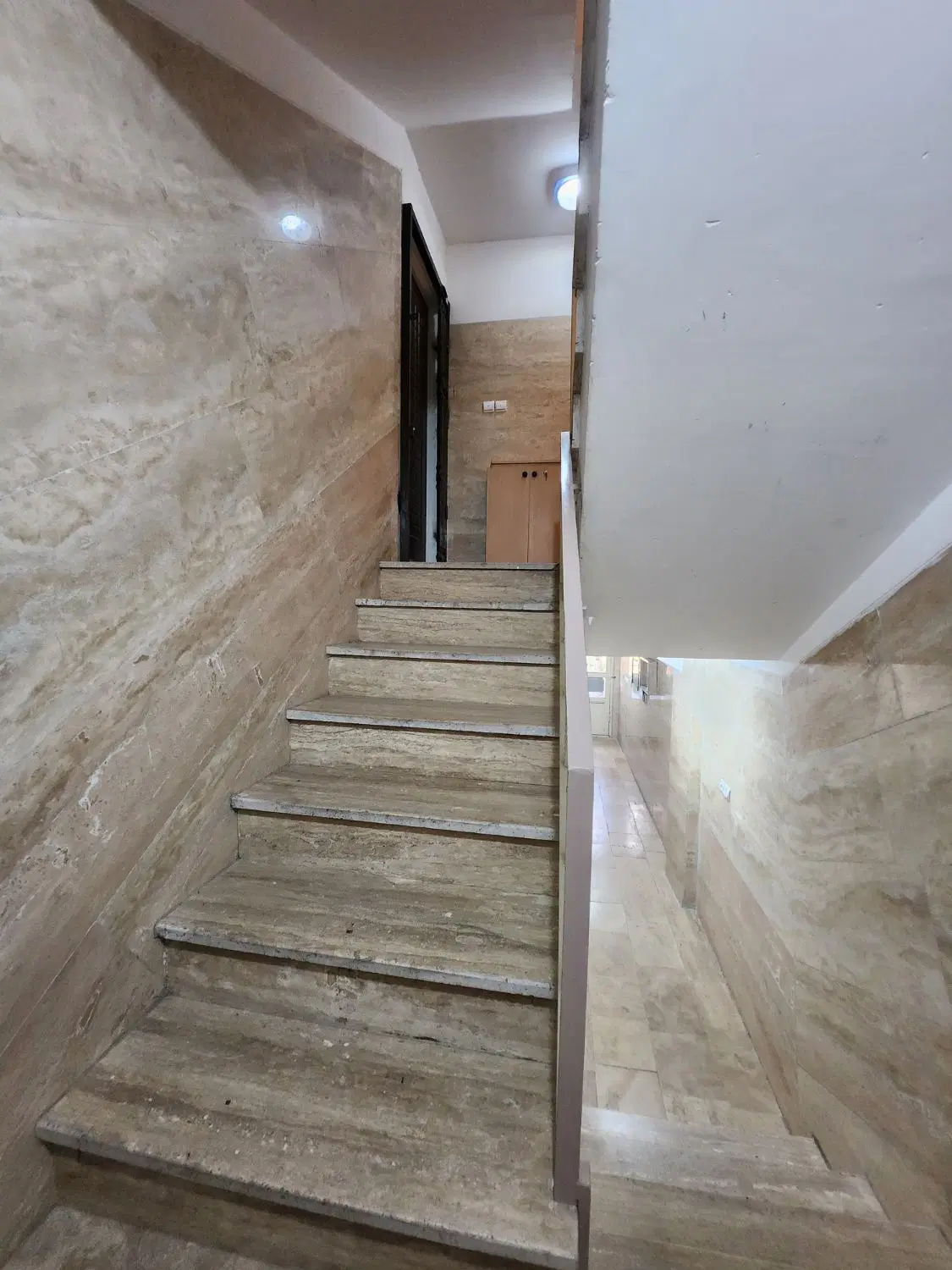 آپارتمان یک خوابه تک واحدی