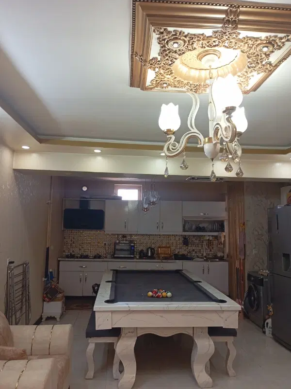 هم خانه
