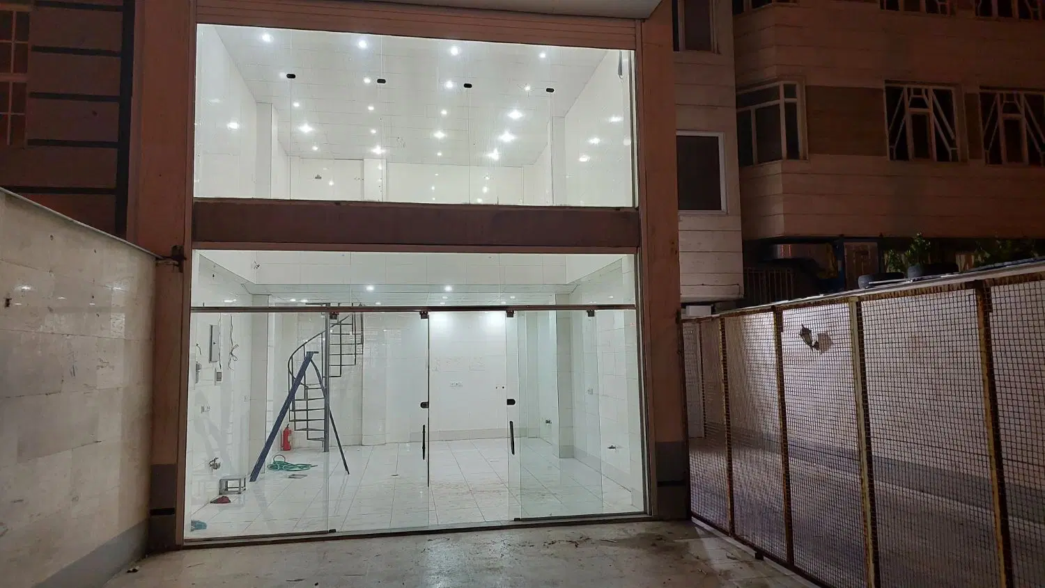 رهن و اجاره یک باب مغازه