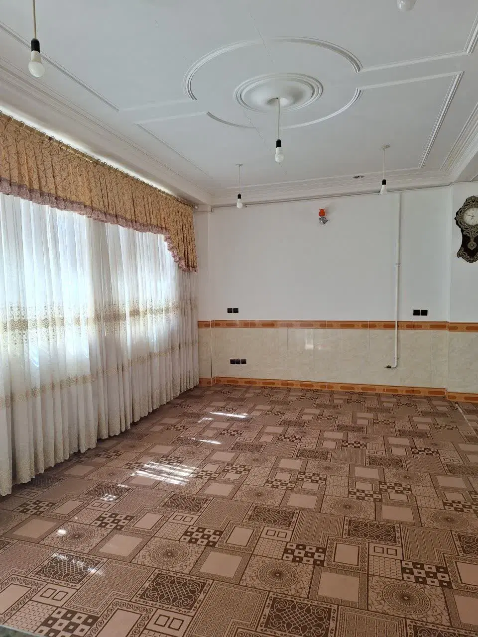 اجاره واحد غرق در نور