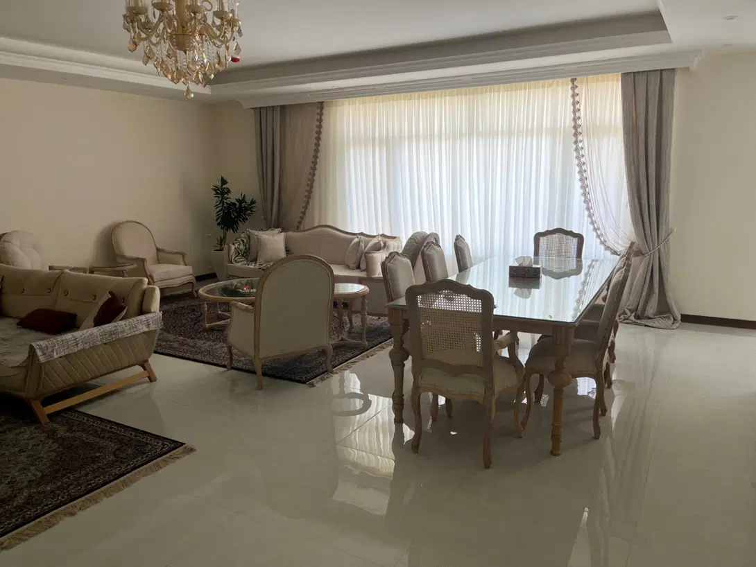 آپارتمان ۱۱۰ متری نواب فول امکانات