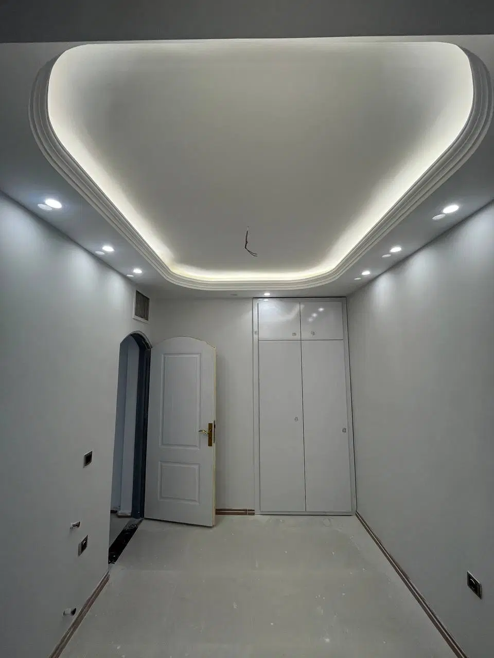 آپارتمان 130 متری خاقانی