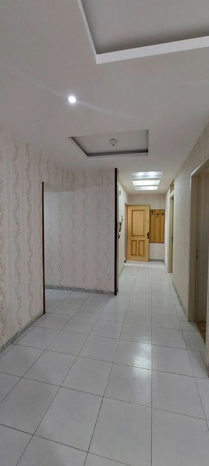 رهن و اجاره واحد ۱۰۰ متری گلزار