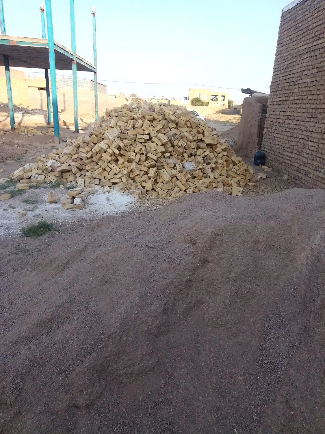 زمین فروشی لاج