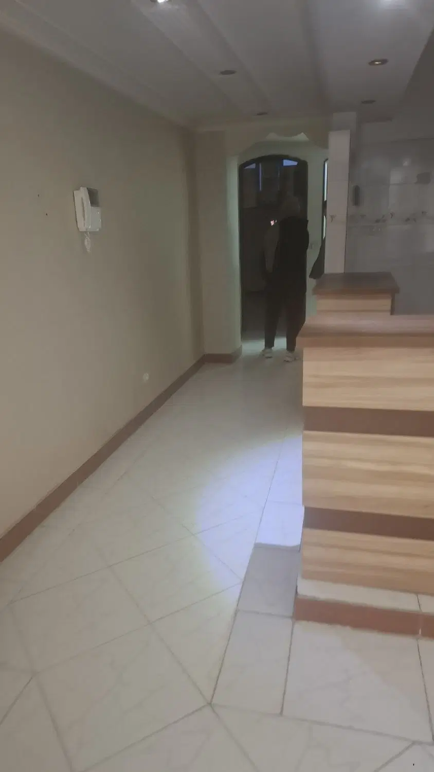 ۸۳متری فول امکانات