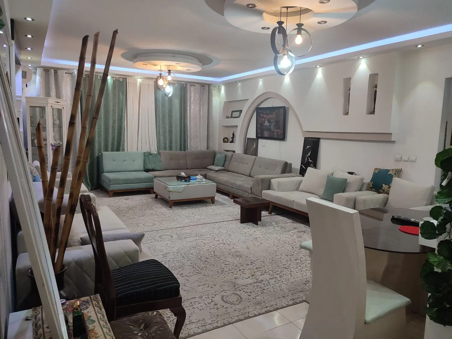 پردیسان ۹۰ متری
