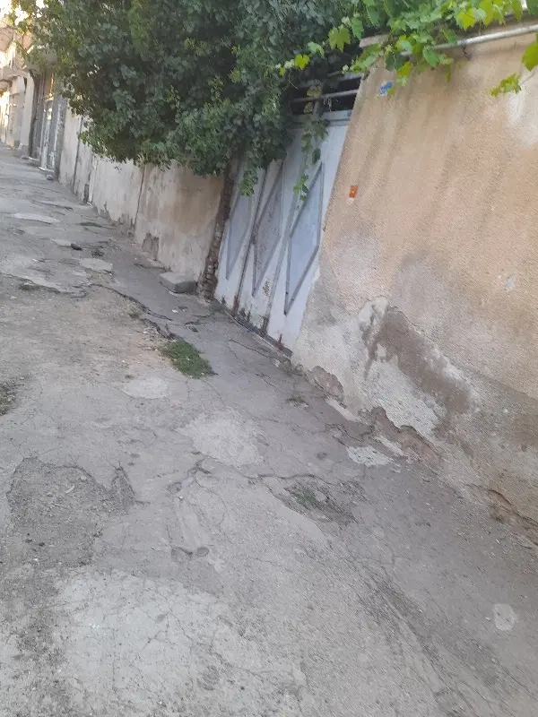 خانه مسکونی فروشی
