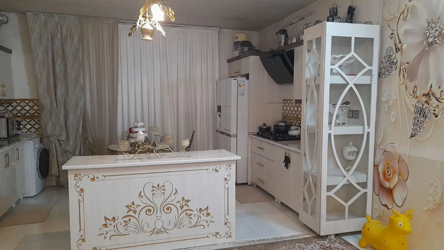 آپارتمان شیک وتمیز