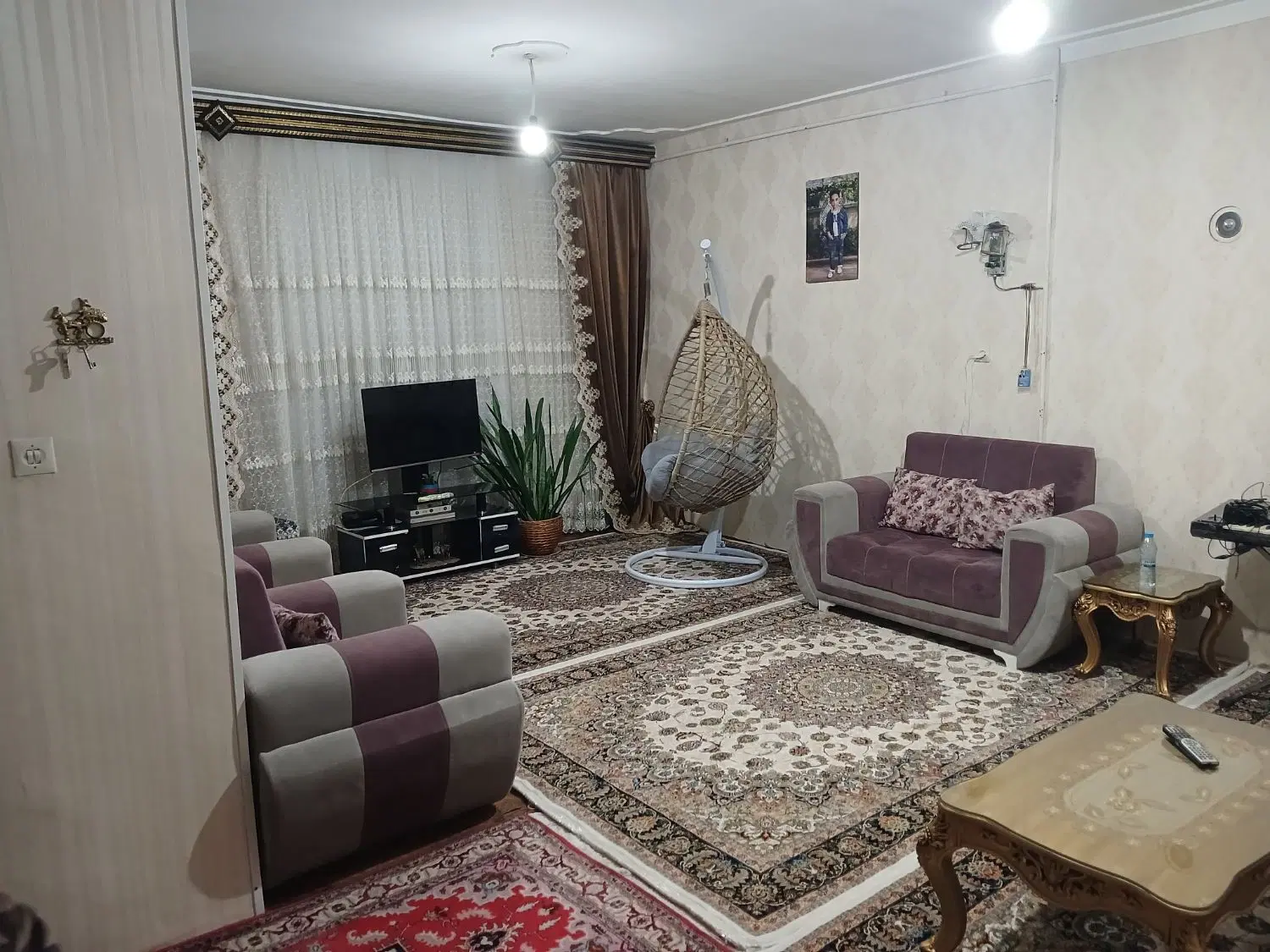 ویلایی دو طبقه +زیر زمین