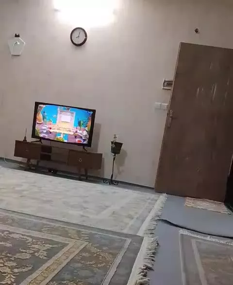 یک واحد آپارتمان 75متری