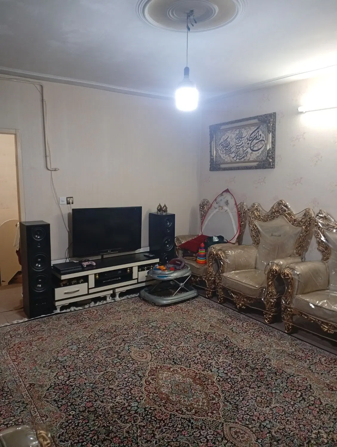 فروش۵۷متری لوکیشن قوی سرفاز فول امکانات