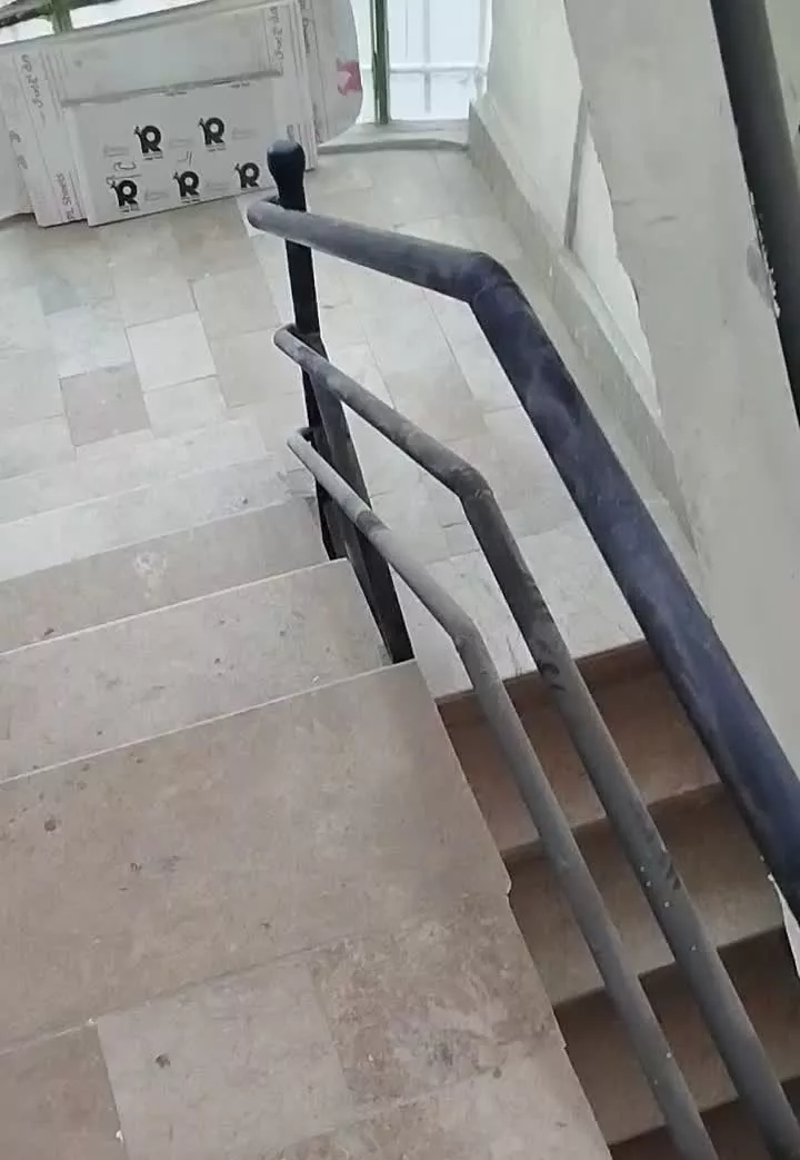 طبقه اول نوساز ۶۵ متری