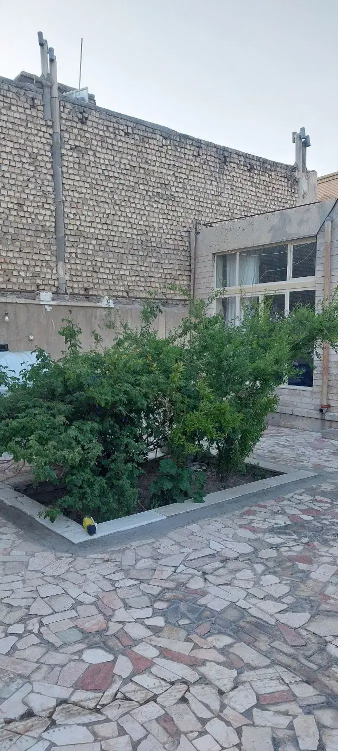 ویلایی مستقل ۲۰۰ متر مولوی