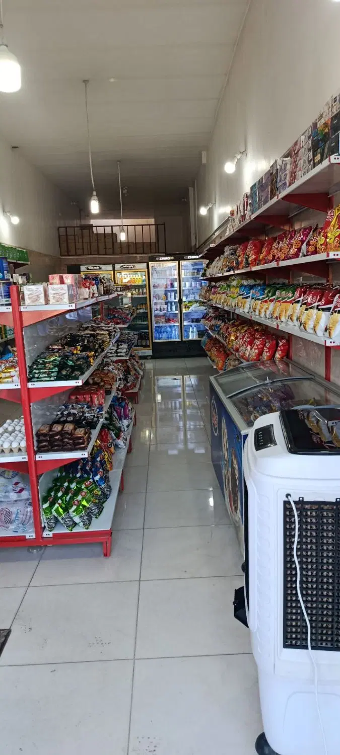 واگذاری سوپر مارکت با وسایل در جاده تبریز