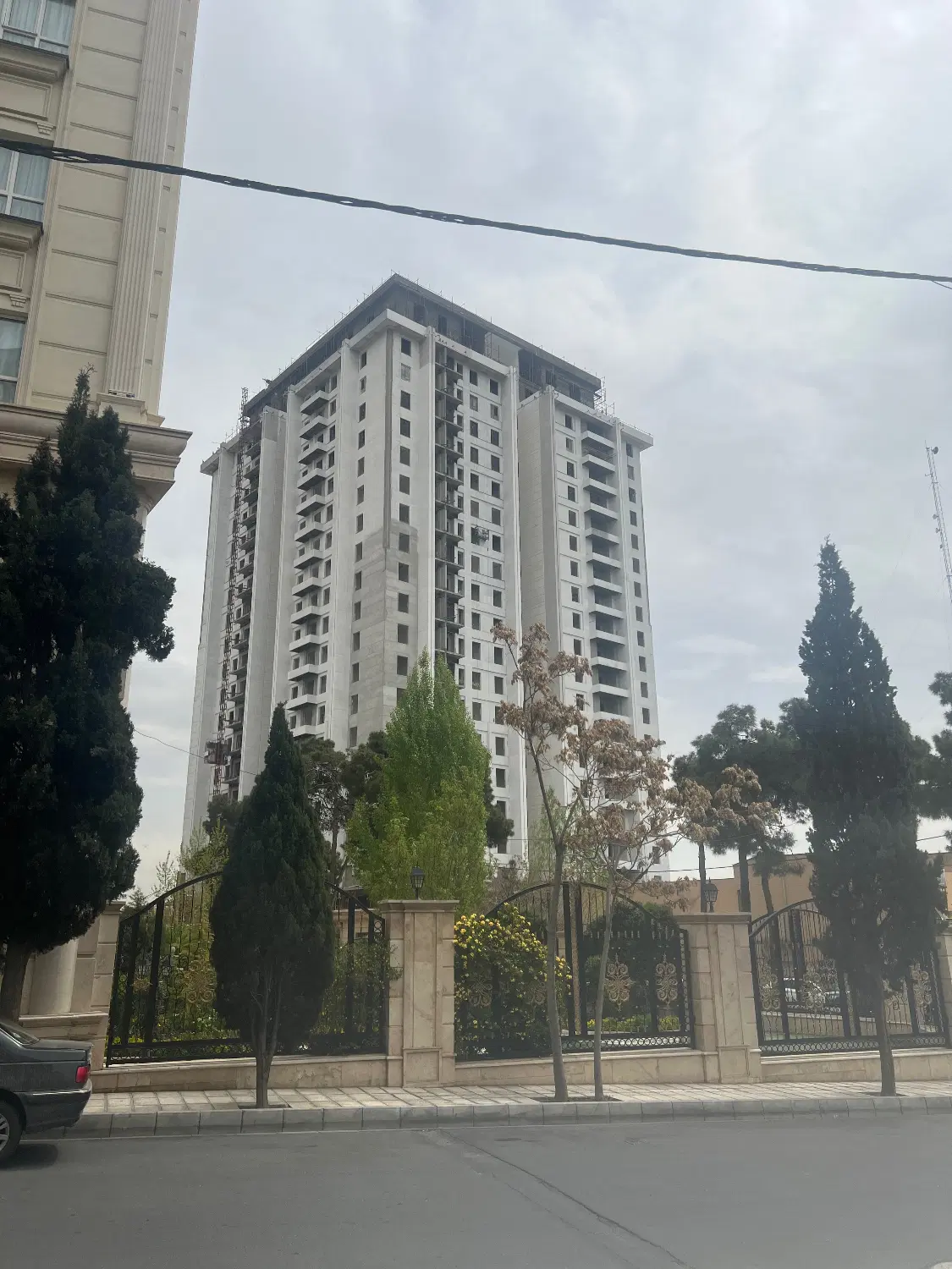 ارزان‌ترین فروشنده برج صبا نفت نیایش ۱۰۷ متر