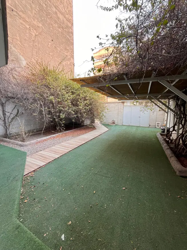 ۱۴۰ متر کیانپارس غربی