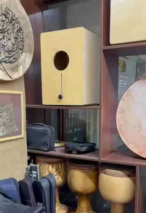 فروش مغازه ۱۸ متری پاساژ نام‌آشنای برق (طبقه اول)