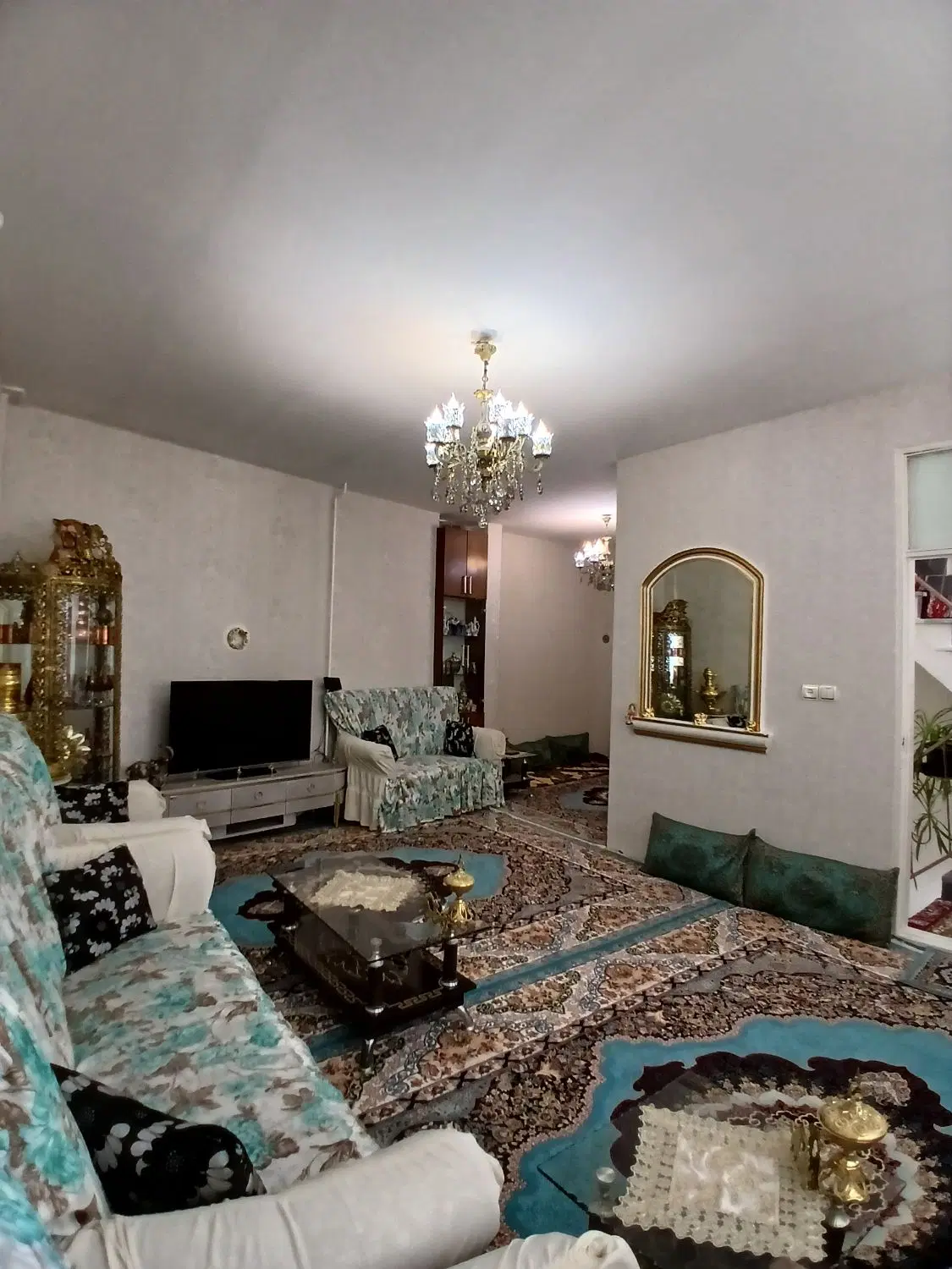 خانه سه طبقه