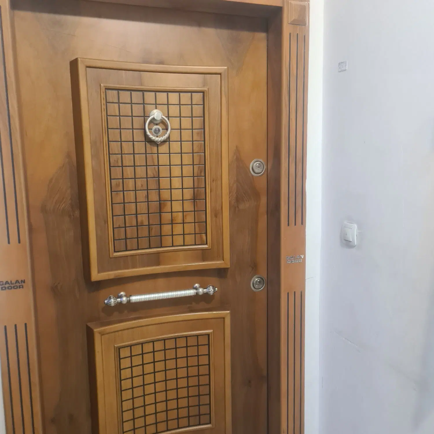 فروش آپارتمان آزادی